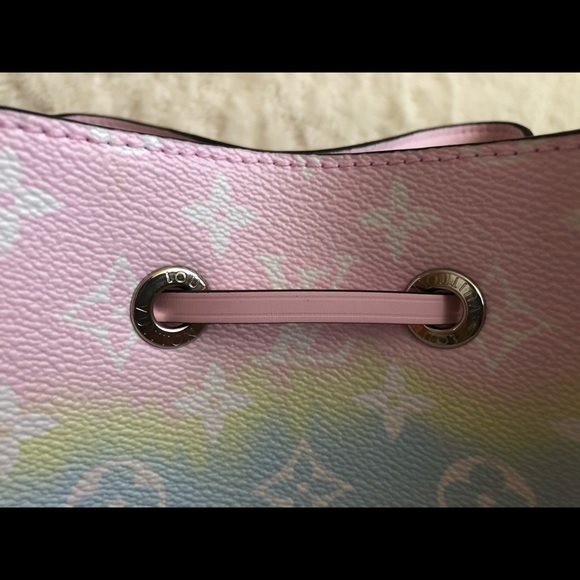 ❌SOLD❌ Louis Vuitton Escale NÉONOÉ MM - Picture 6 of 16